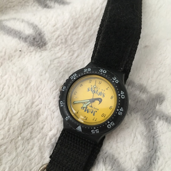 Vintage Nike Jump Rope for Heart Watch with Velcro Stap, Youth Size - Picture 4 of 10